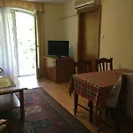 Muskatli Apartmanhaz