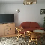 Muskatli Apartmanhaz アパート