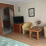 Muskatli Apartmanhaz アパート ヘーヴィーズ