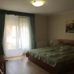 アパート Muskatli Apartmanhaz *