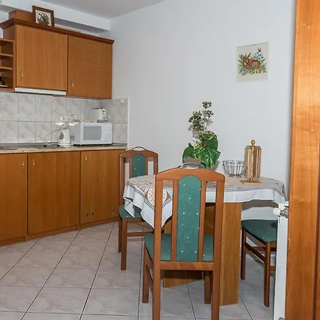 Muskatli Apartmanhaz