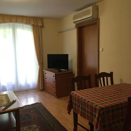 Muskatli Apartmanhaz Appartamento *